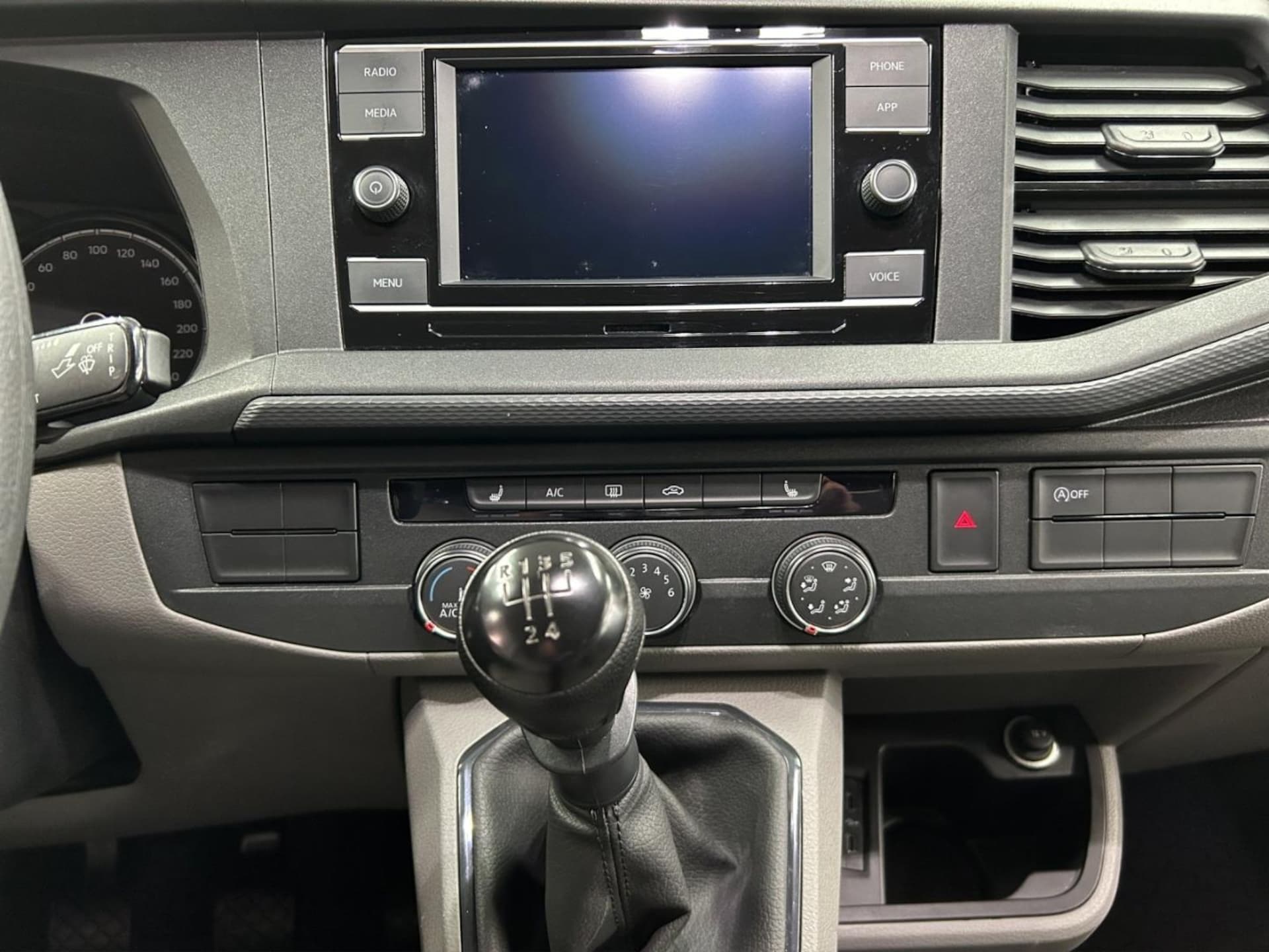 Volkswagen T6.1 Transporter Pritschenwagen Doppelkabine