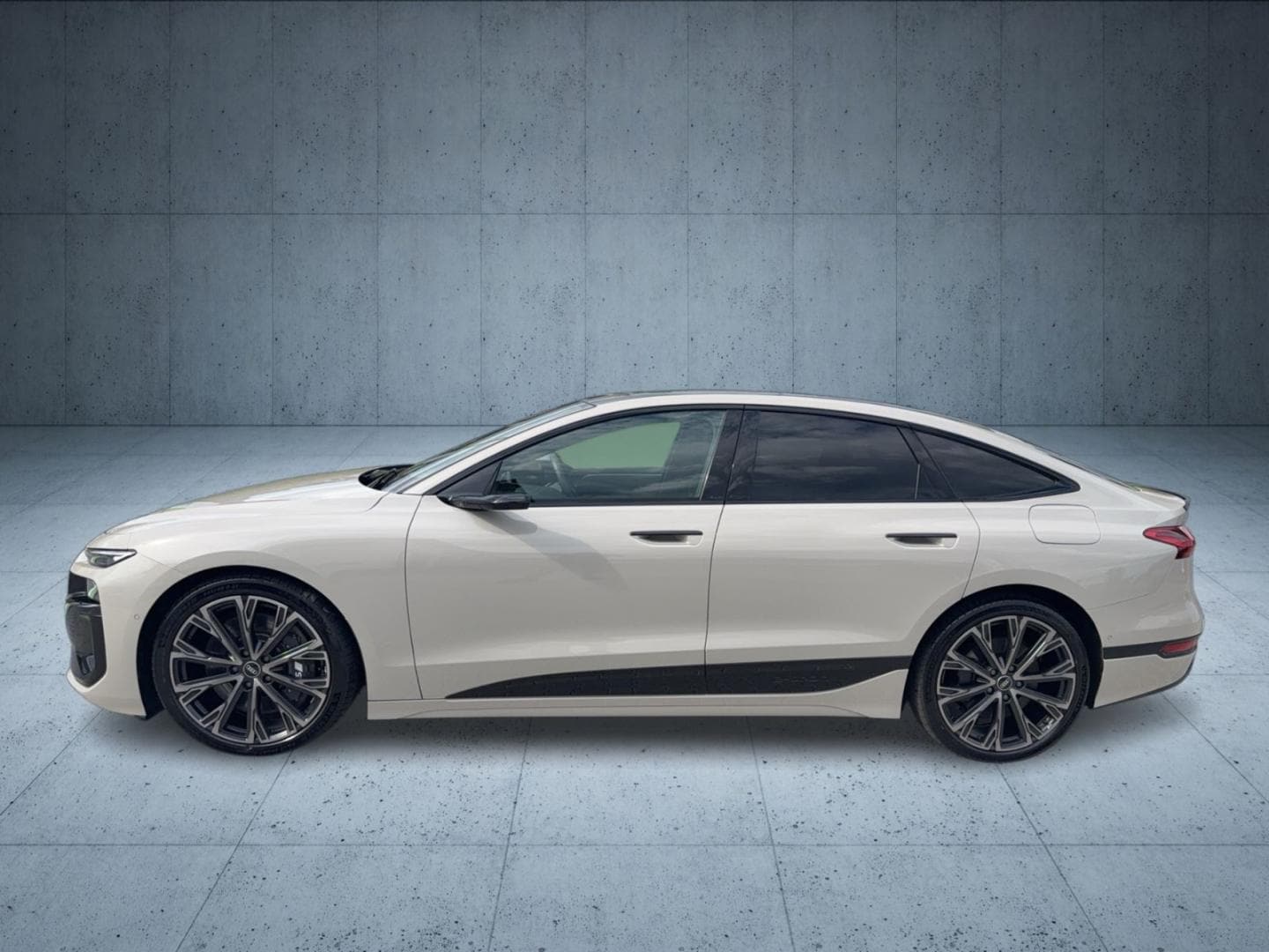 Bild über Audi S6 Sportback e-tron edition one beige e-tron - für weitere Informationen kontaktieren Sie den Audi Partner