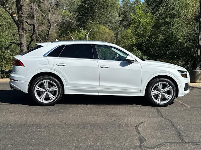 2023 Audi Q8