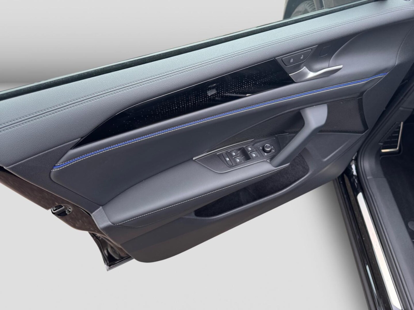 Volkswagen Tiguan – Bild 15