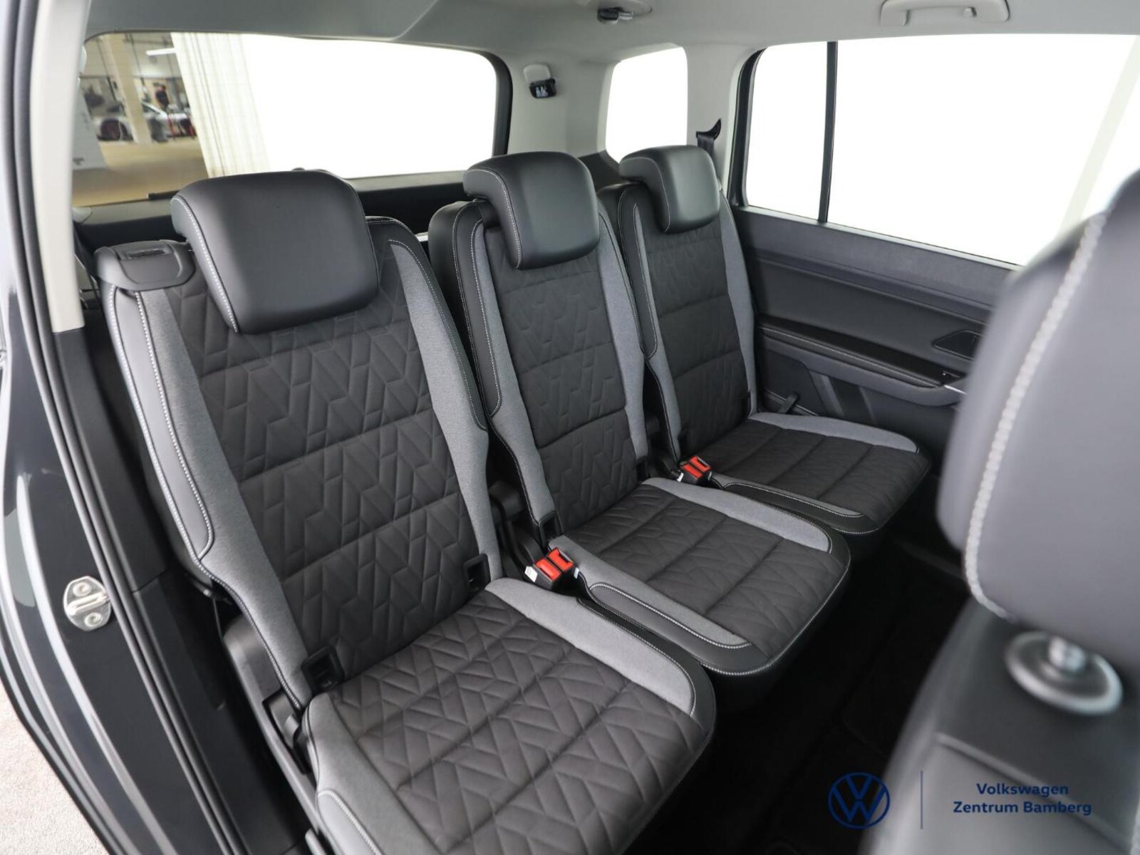Volkswagen Touran – Bild 9
