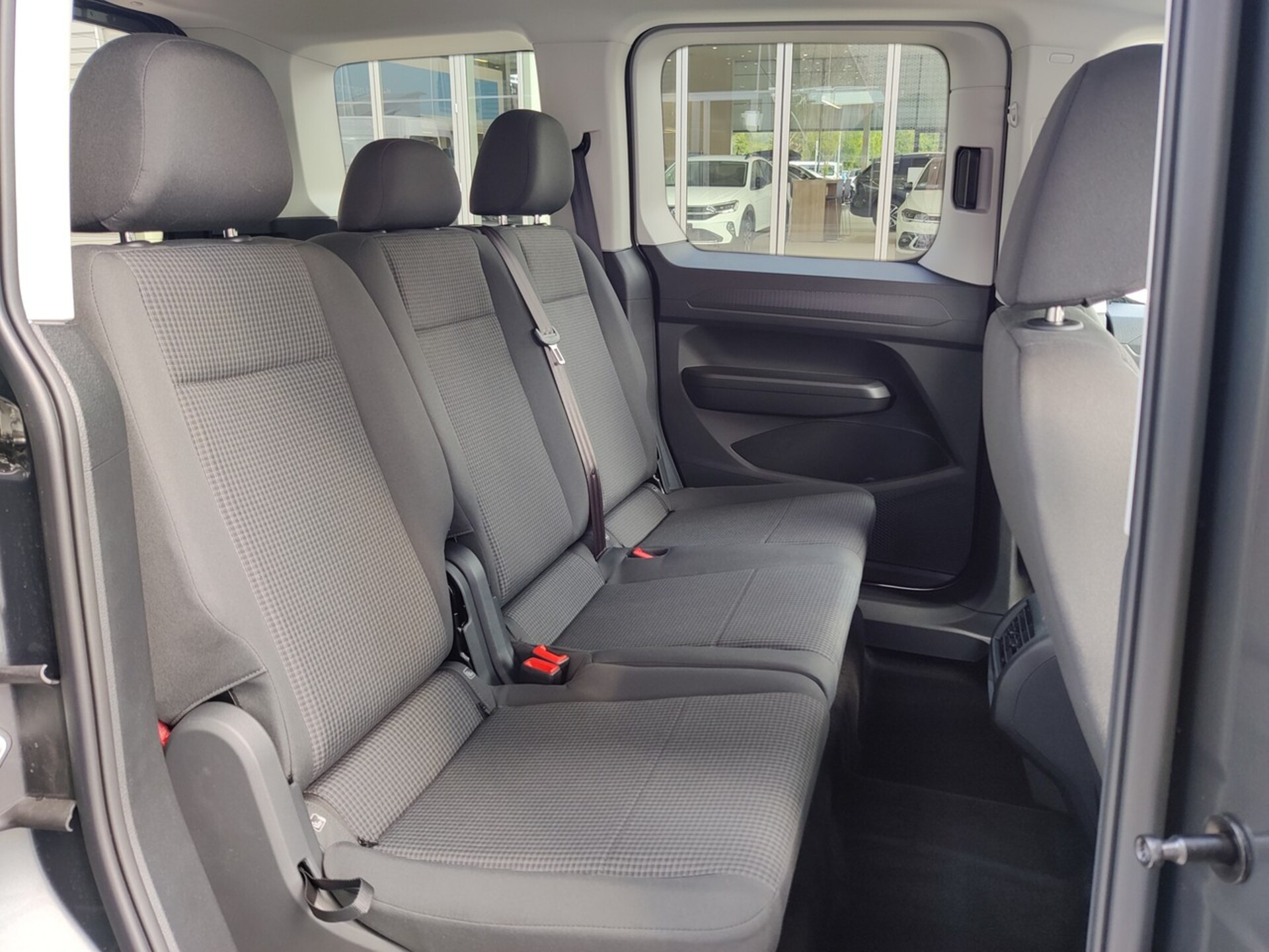 Volkswagen Caddy Basis-Modell