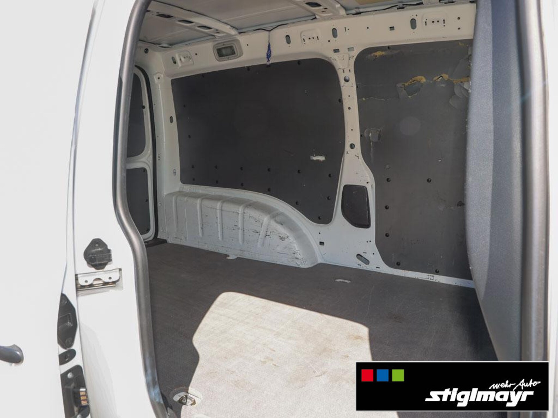 Volkswagen Caddy Maxi Kasten Basis-Modell