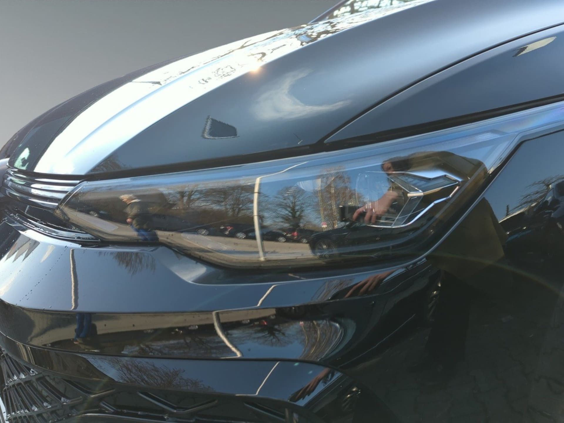 Volkswagen Golf R-Line