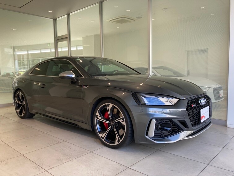 Audi RS 5 Coupé RS 5 Coupé 331(450) kW(PS) tiptronic for more details contact your dealer