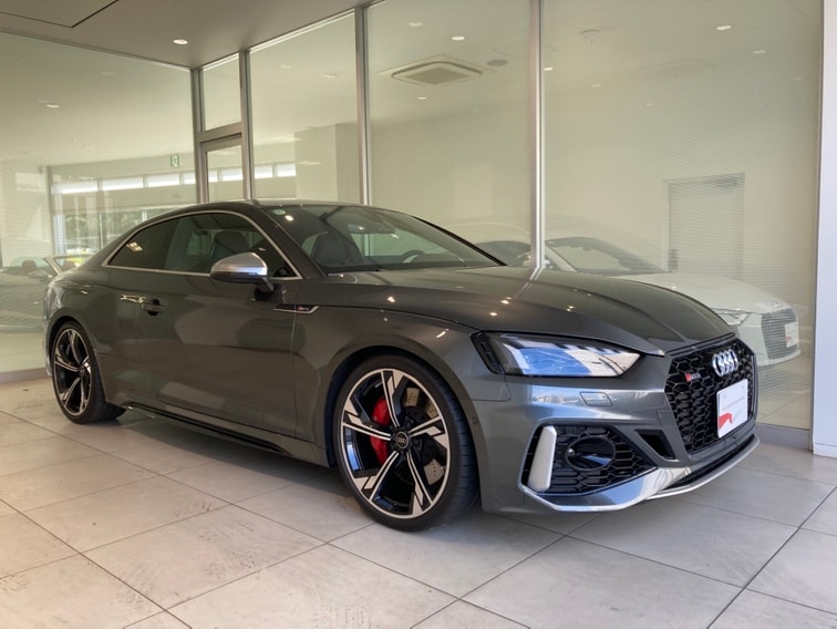 Audi RS 5 Coupé RS 5 Coupé 331(450) kW(PS) tiptronic for more details contact your dealer
