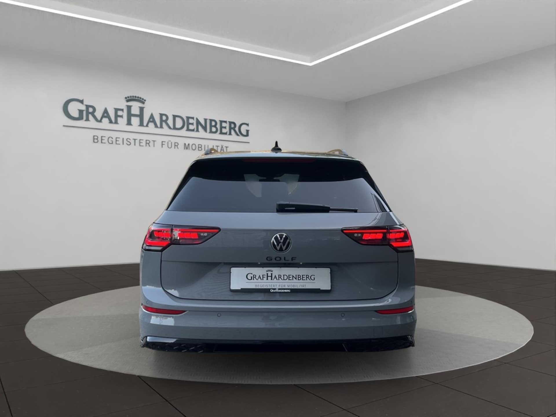 Volkswagen Golf Variant R-Line