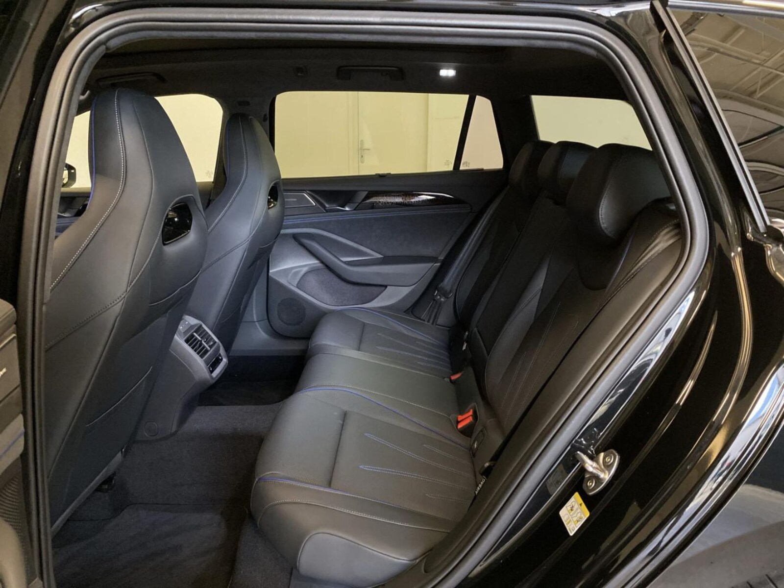 Volkswagen Passat – Bild 7