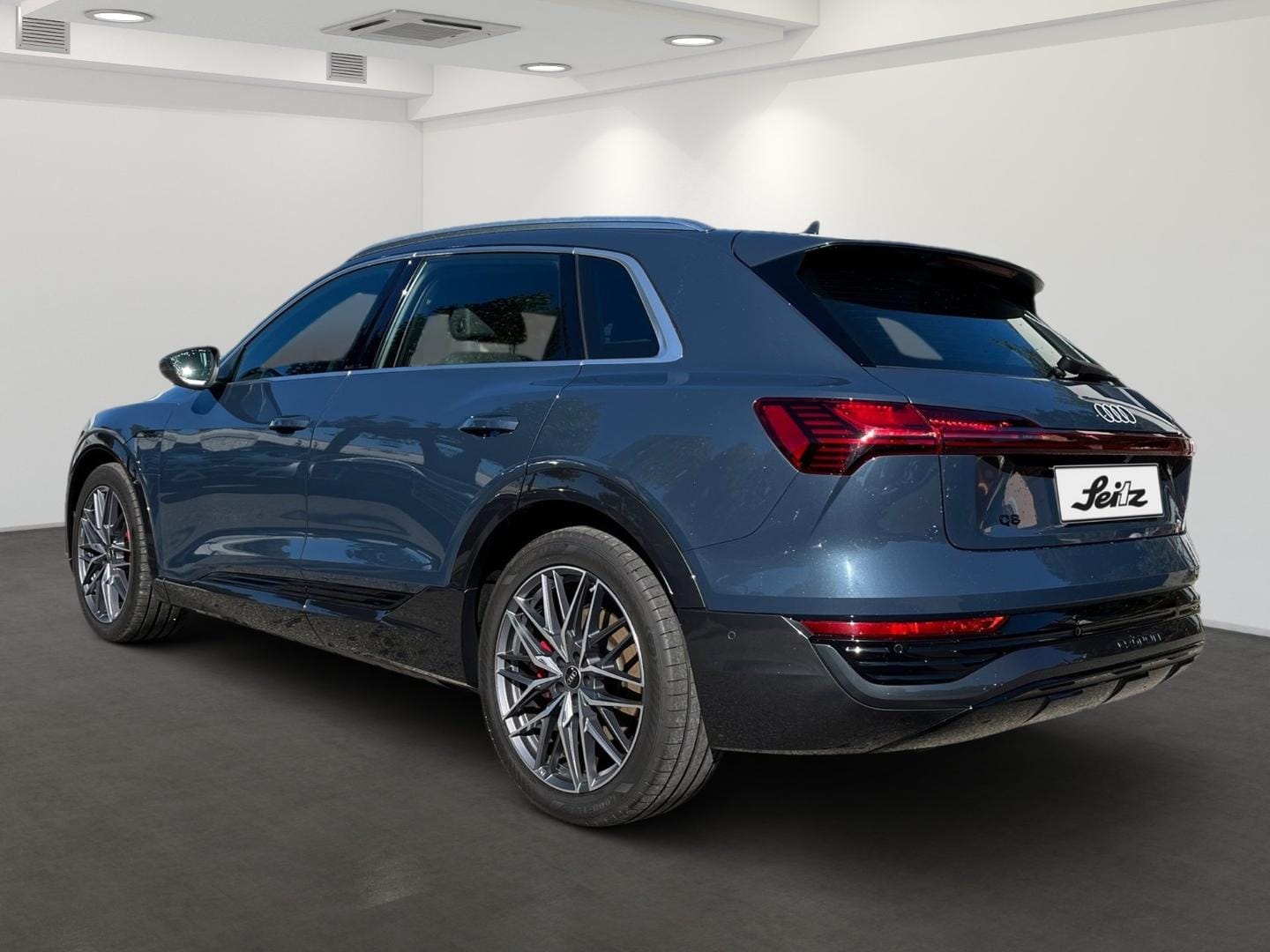 Bild über Audi Q8 e-tron advanced 50 e-tron quattro - für weitere Informationen kontaktieren Sie den Audi Partner