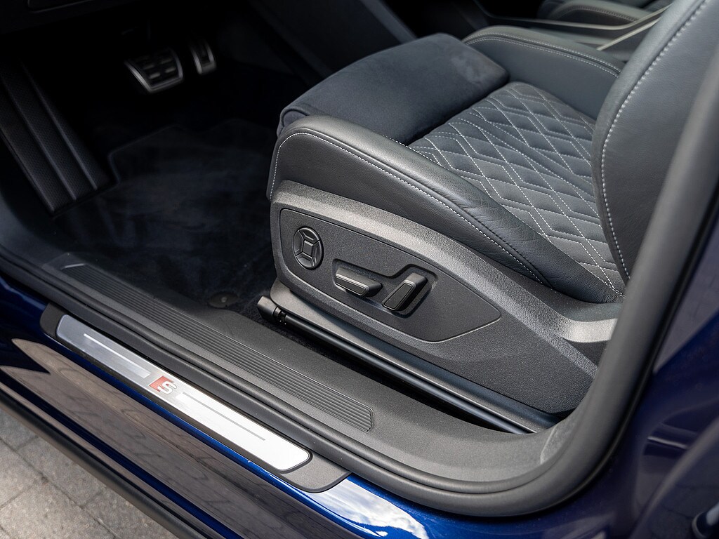 Image about Audi Q4 e-tron 45 e-tron quattro