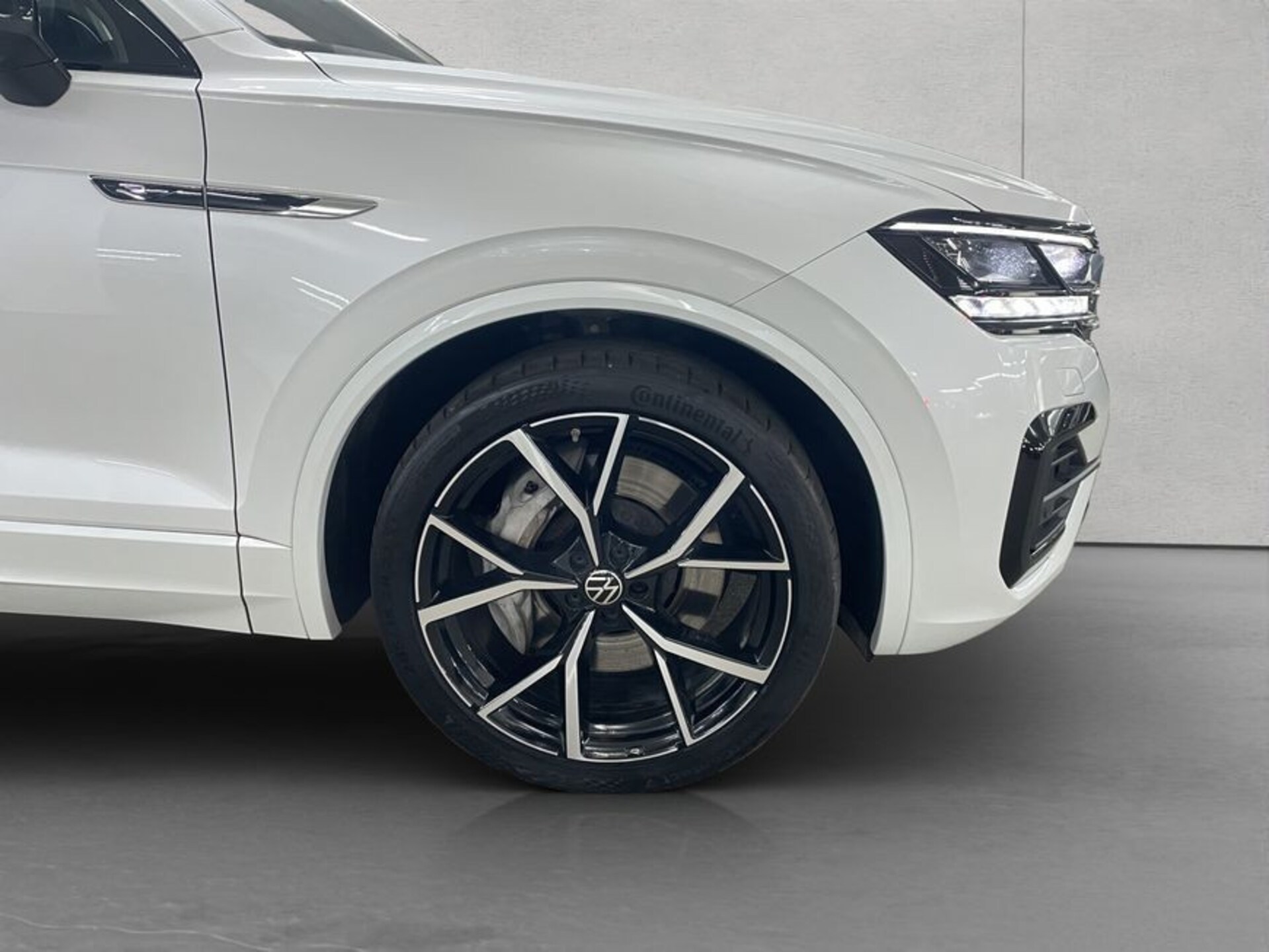 Volkswagen Touareg R