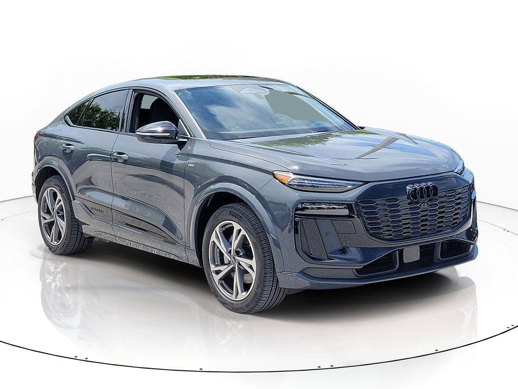 2027 Audi Q6 Sportback e-tron Premium Plus quattro's photo