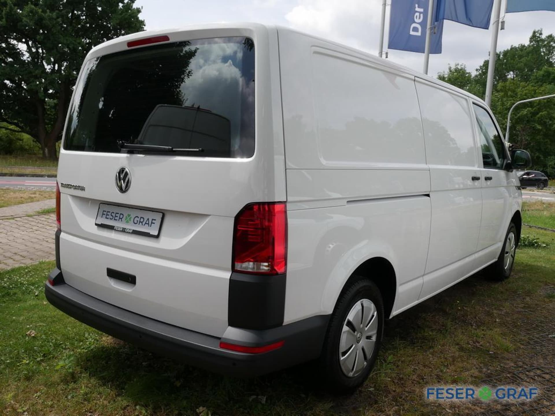 Volkswagen T6.1 Transporter Kasten langer Radstand