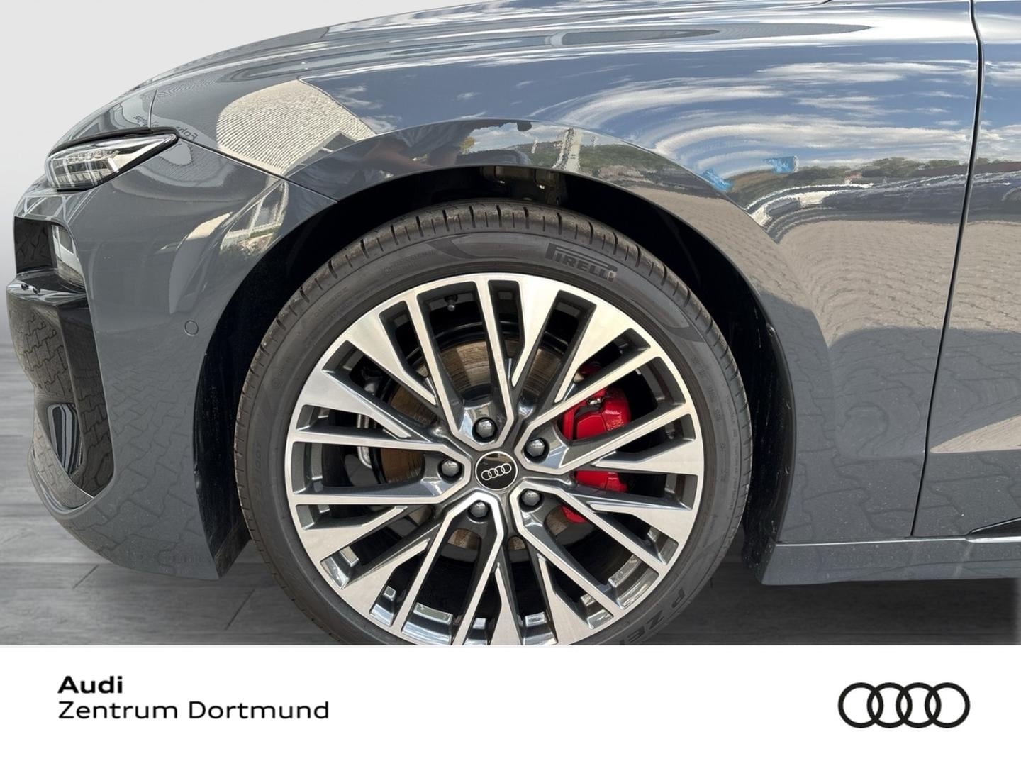 Bild über Audi A6 Avant e-tron e-tron - für weitere Informationen kontaktieren Sie den Audi Partner