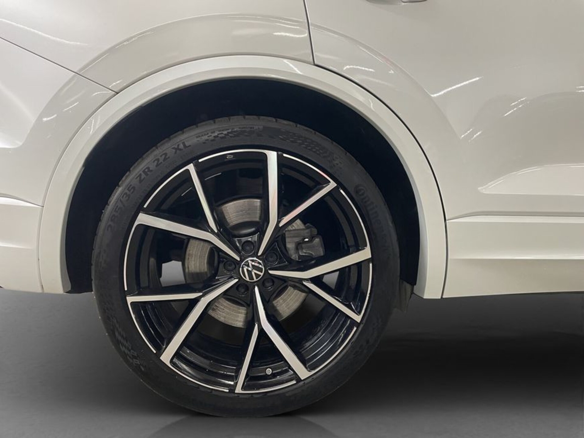 Volkswagen Touareg R