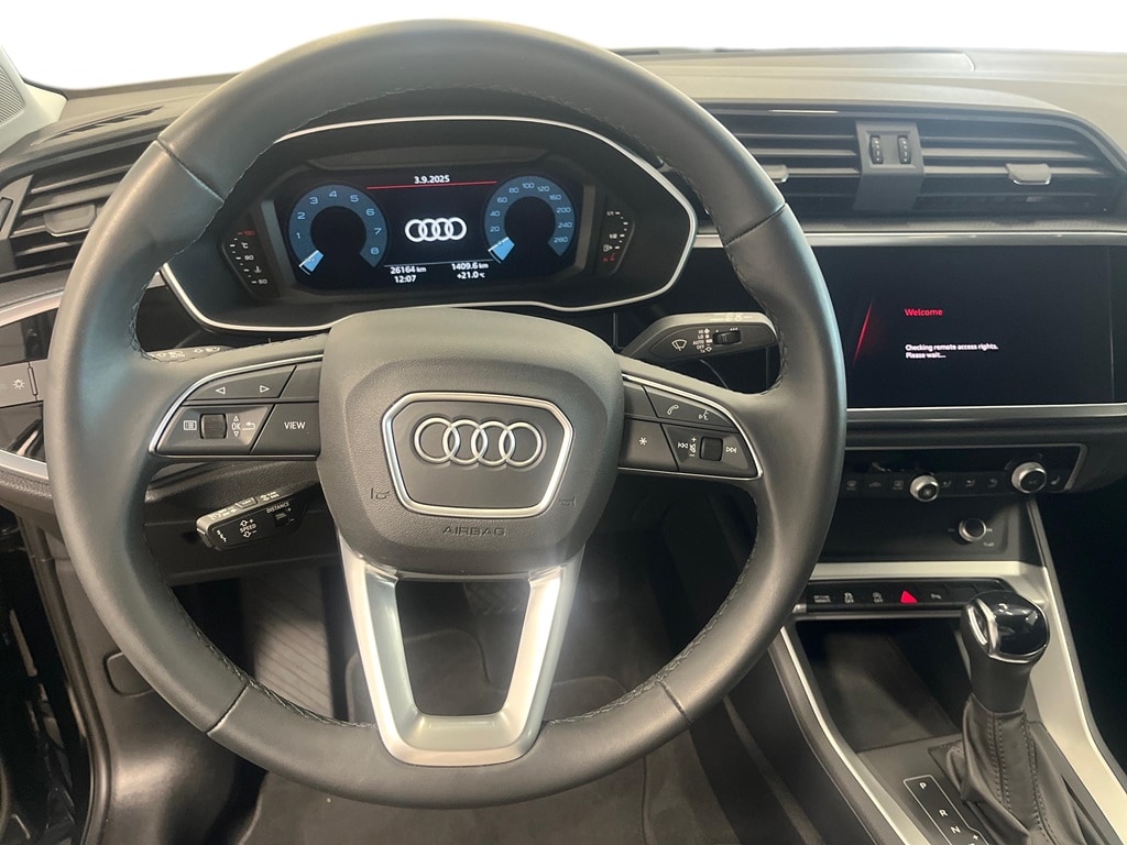 Bild som visar Audi Q3 Q3 35 TFSI advanced 150 hk S tronic - för mer information kontakta din Audi Partner