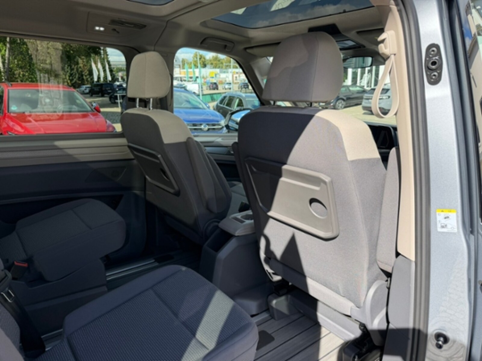 Volkswagen Multivan Langversion – Bild 14