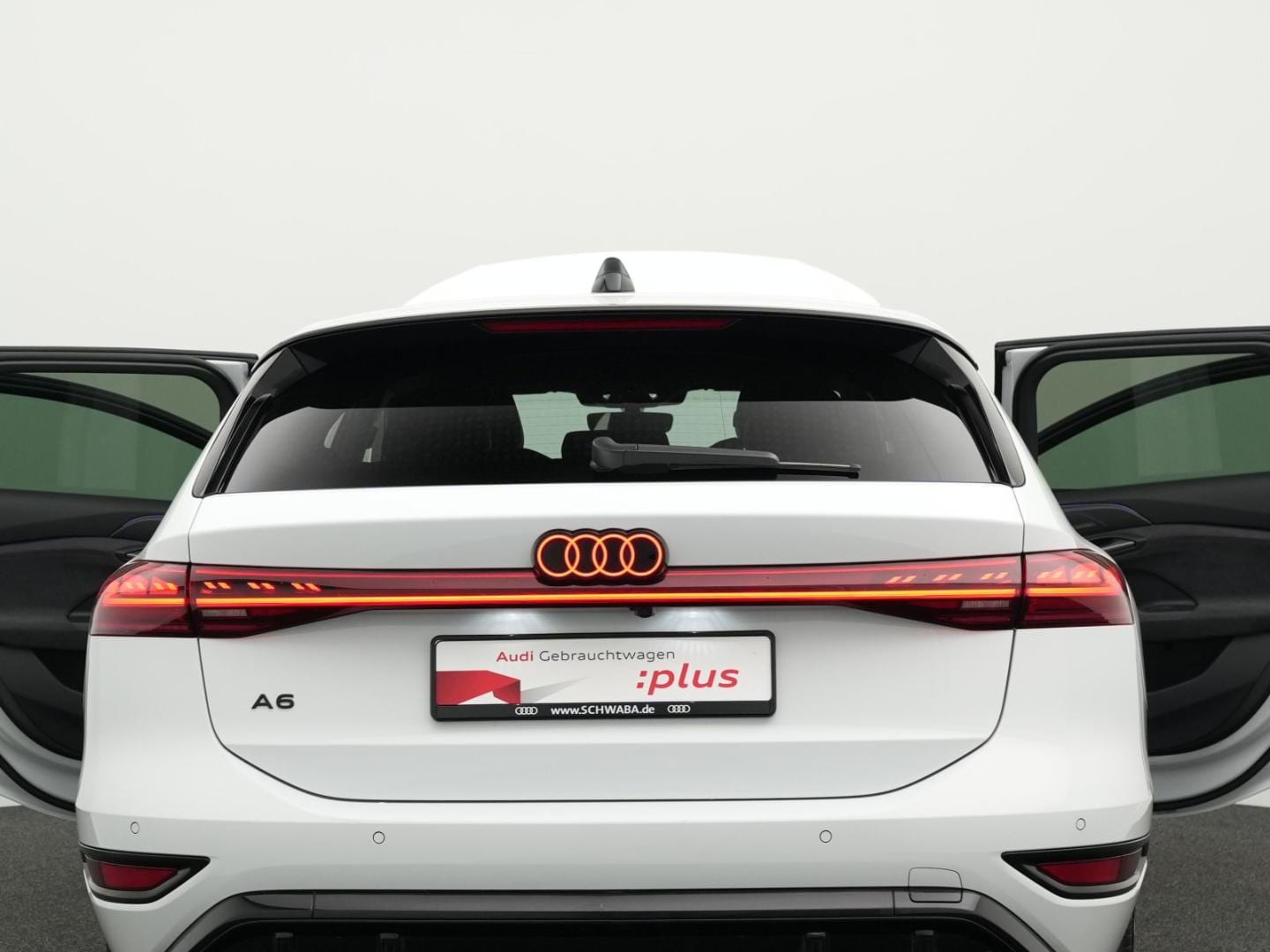 Bild über Audi A6 Avant e-tron e-tron - für weitere Informationen kontaktieren Sie den Audi Partner