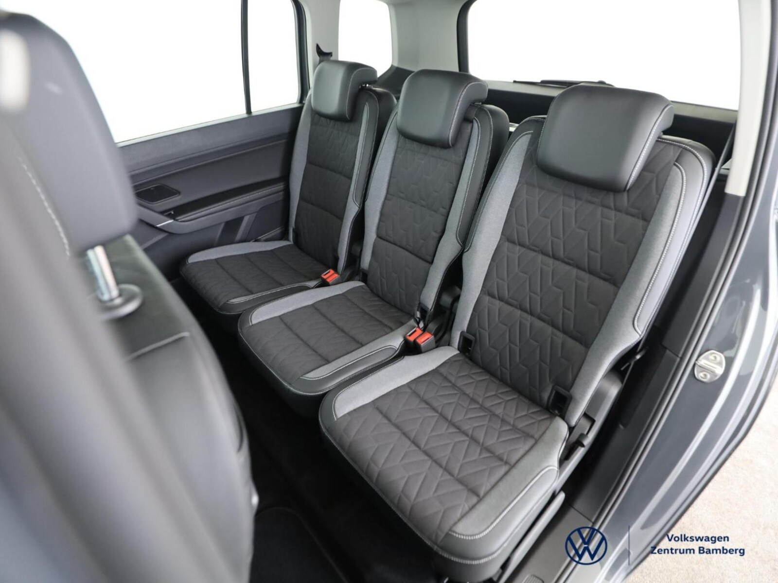 Volkswagen Touran – Bild 9