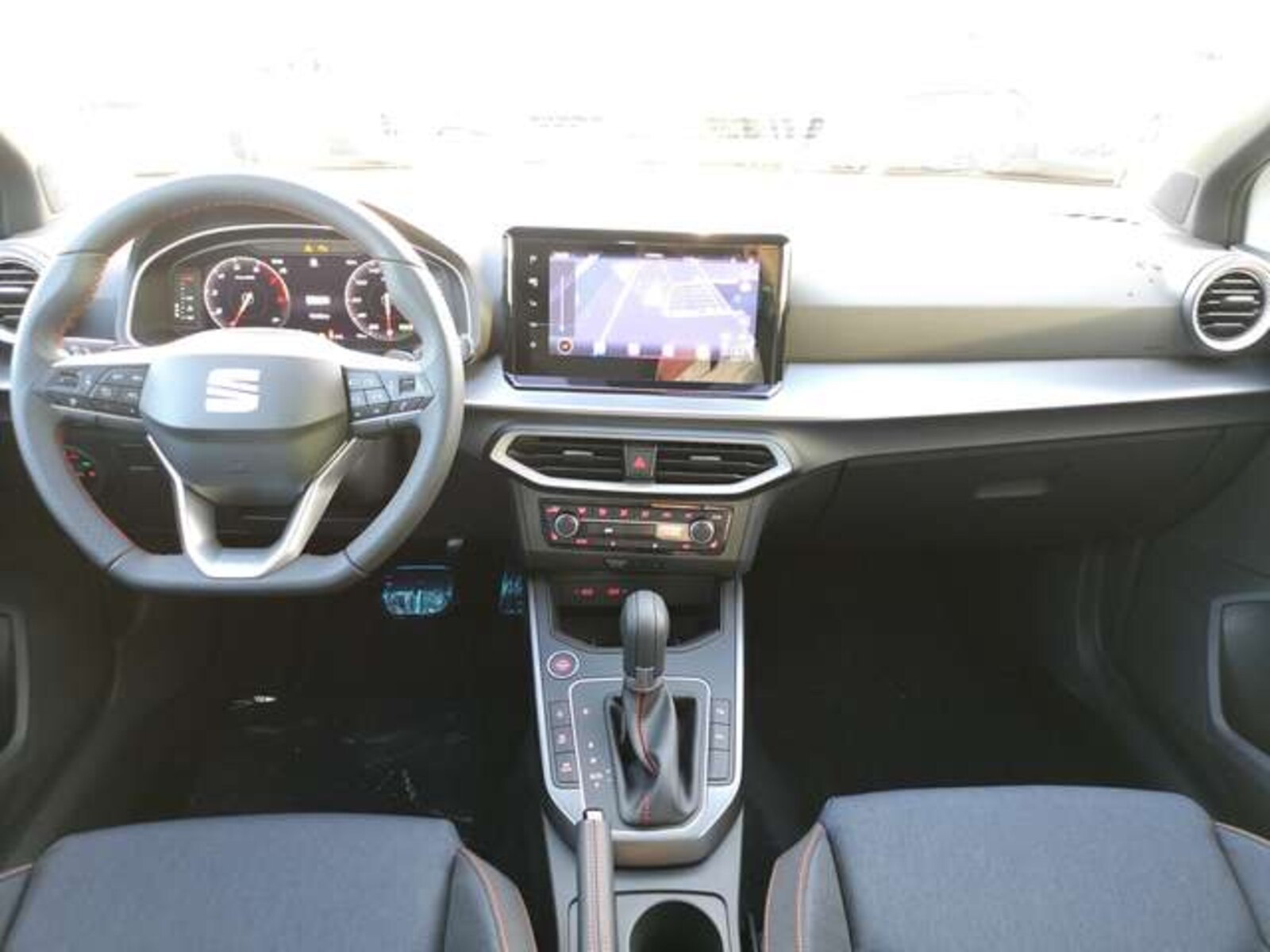 SEAT Arona – Bild 11