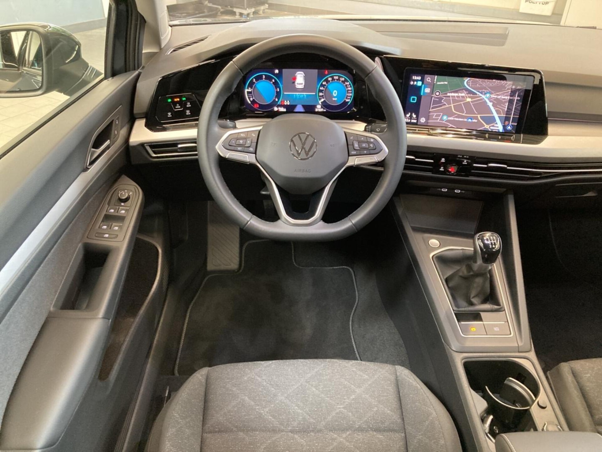 Volkswagen Golf Variant Life