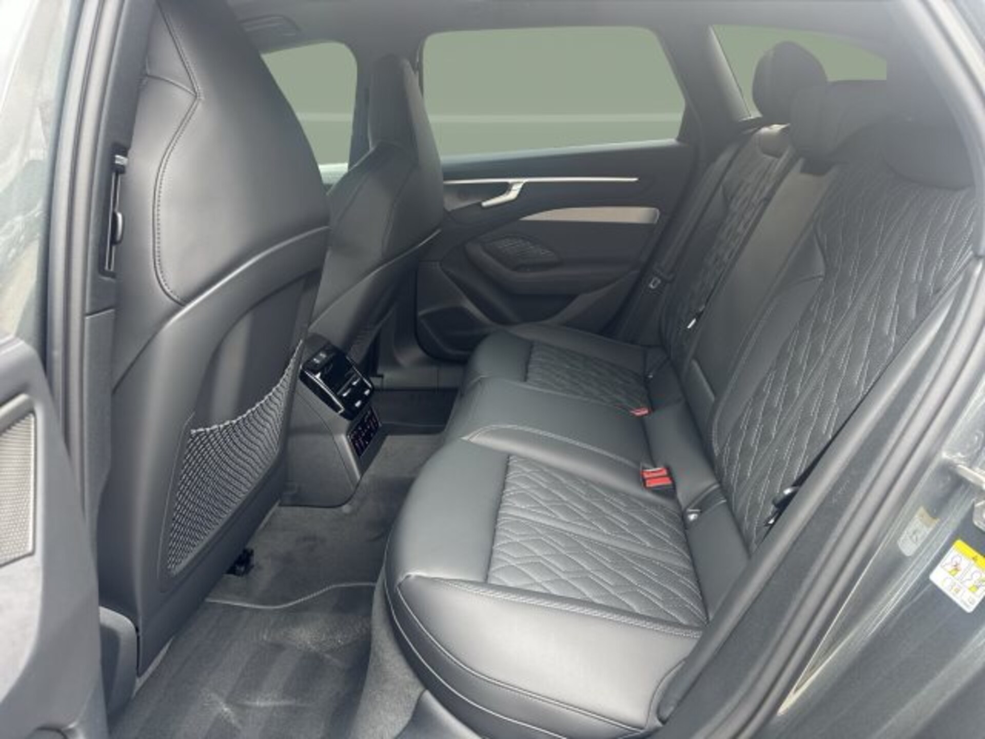 Audi A6 Avant edition one