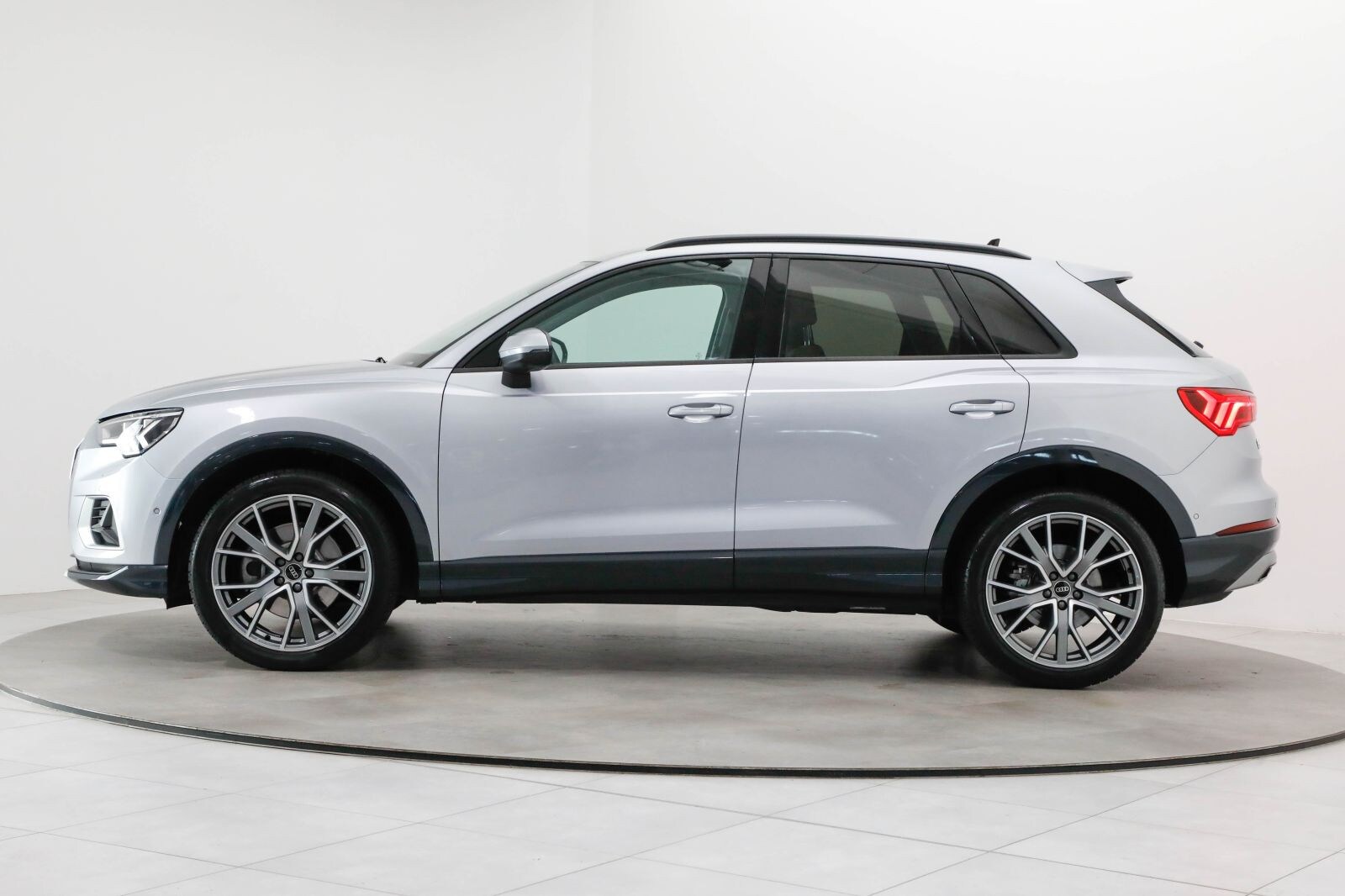Audi Q3 – Bild 9