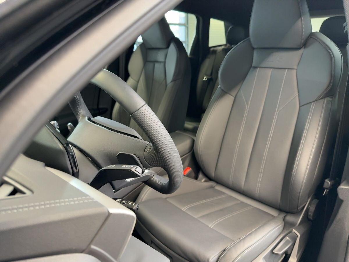 Image about Audi Q6 SUV e-tron e-tron quattro