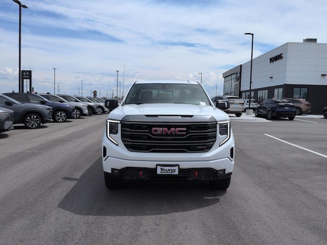 2024 GMC Sierra