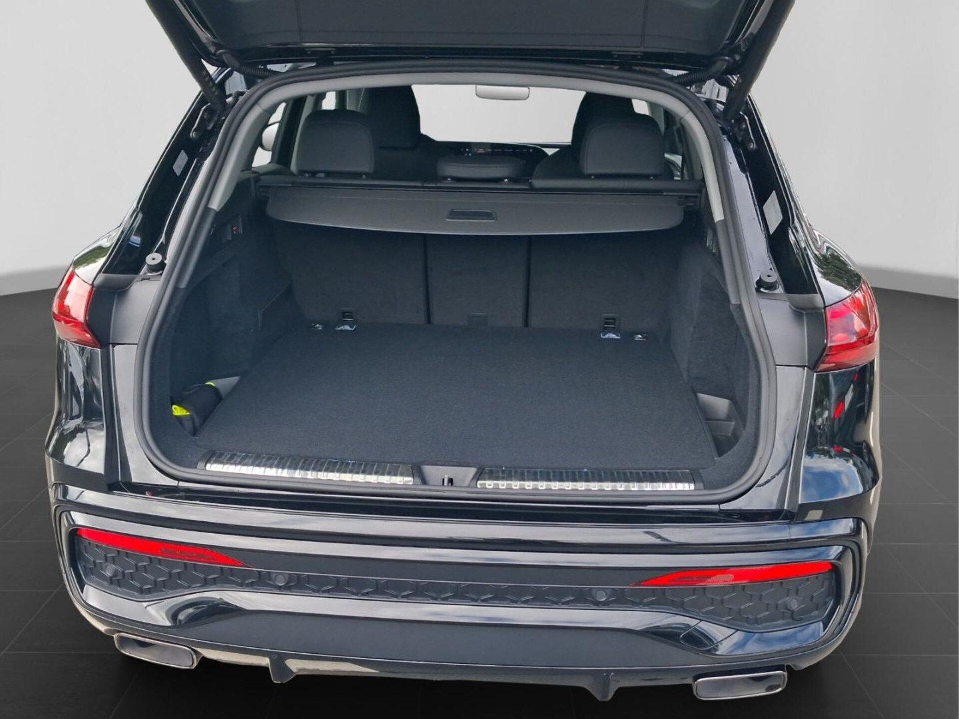 Audi Q5 SUV e-hybrid