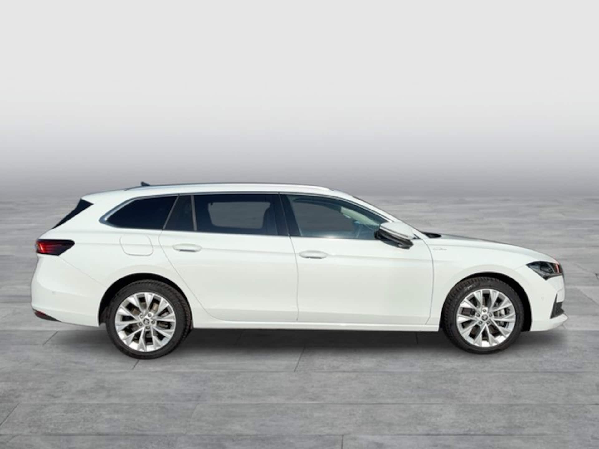 Skoda Superb Combi Laurin & Klement