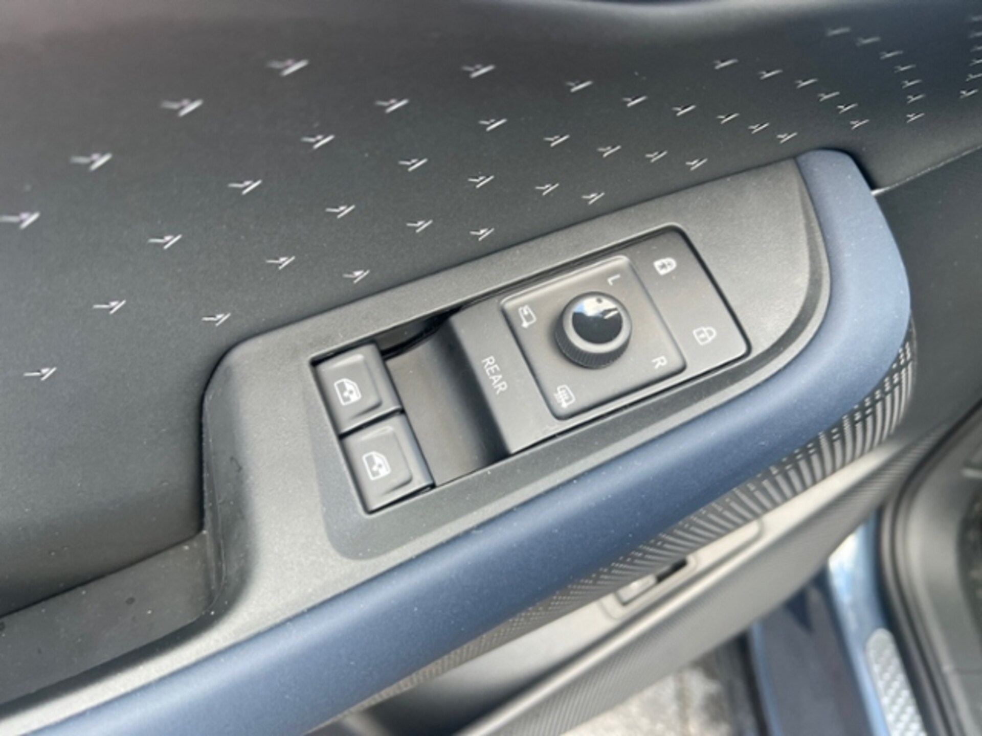 CUPRA Tavascan VZ
