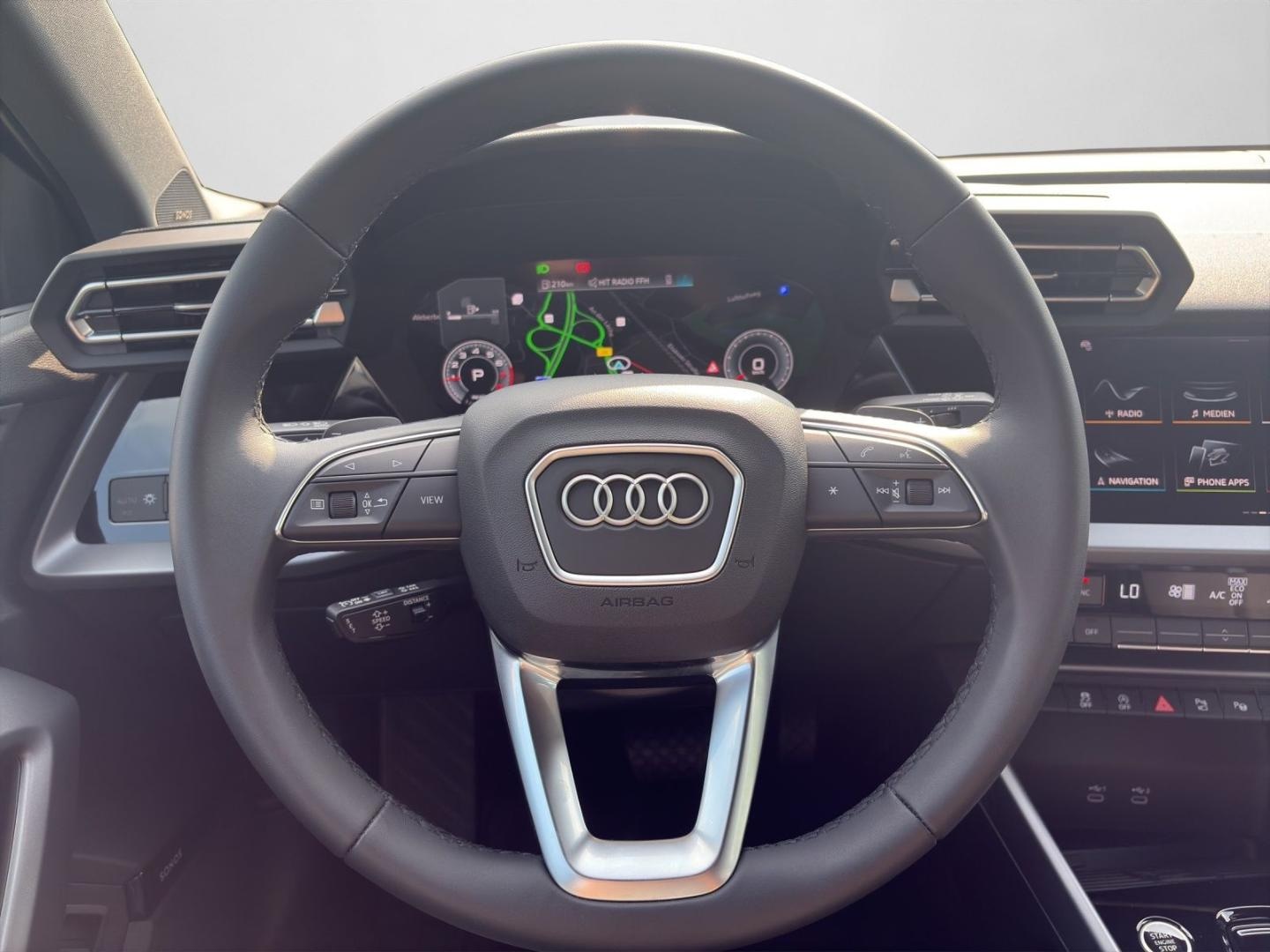 Bild über Audi A3 Sportback TFSI 110 kW S tronic - für weitere Informationen kontaktieren Sie den Audi Partner