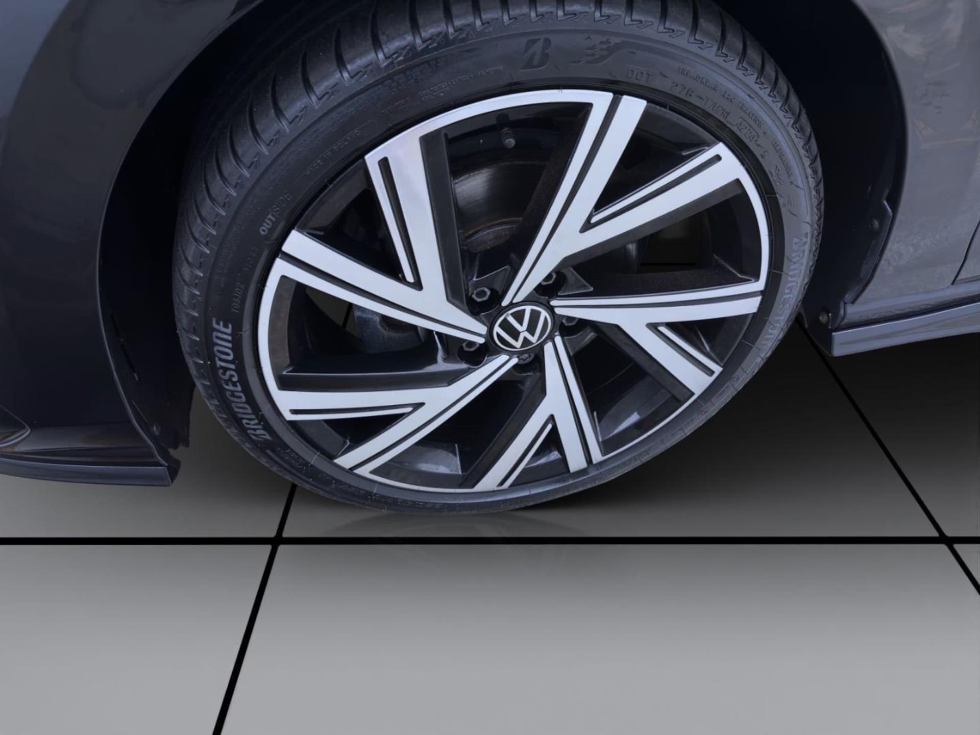 Volkswagen Golf Variant R-Line