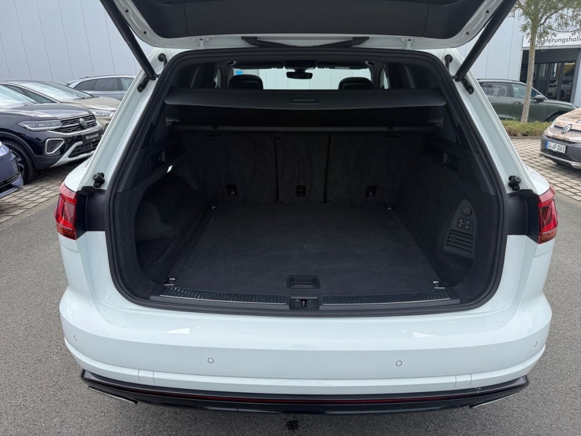 Volkswagen Touareg Basis-Modell