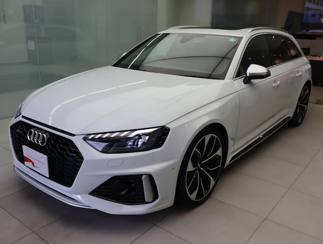 Audi RS 4 Avant
