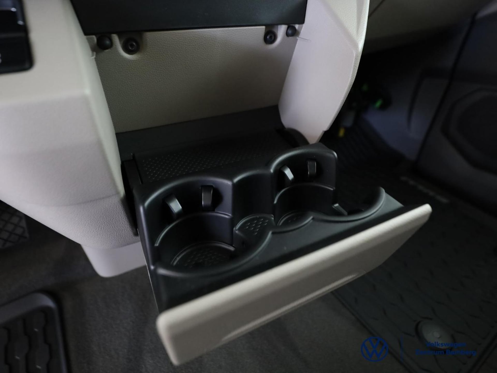 Volkswagen Multivan Langversion Basis-Modell