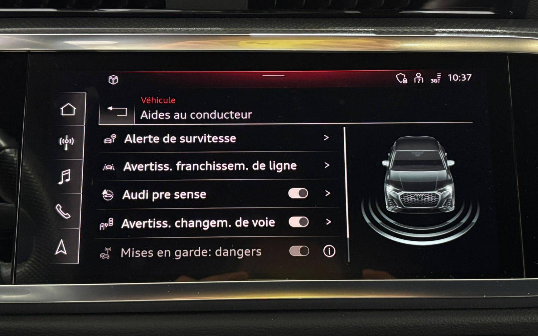 Image about Audi Q3 Sportback TFSI e S line 45 TFSI e 180 kW (245 ch) S tronic