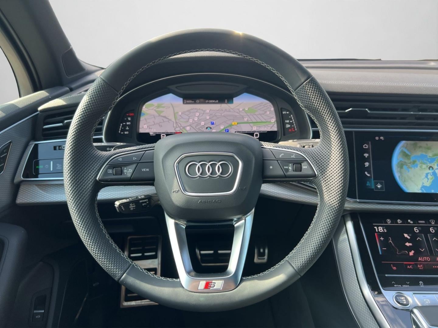 Bild über Audi Q7 SUV S line business TFSI quattro 250 kW tiptronic - für weitere Informationen kontaktieren Sie den Audi Partner