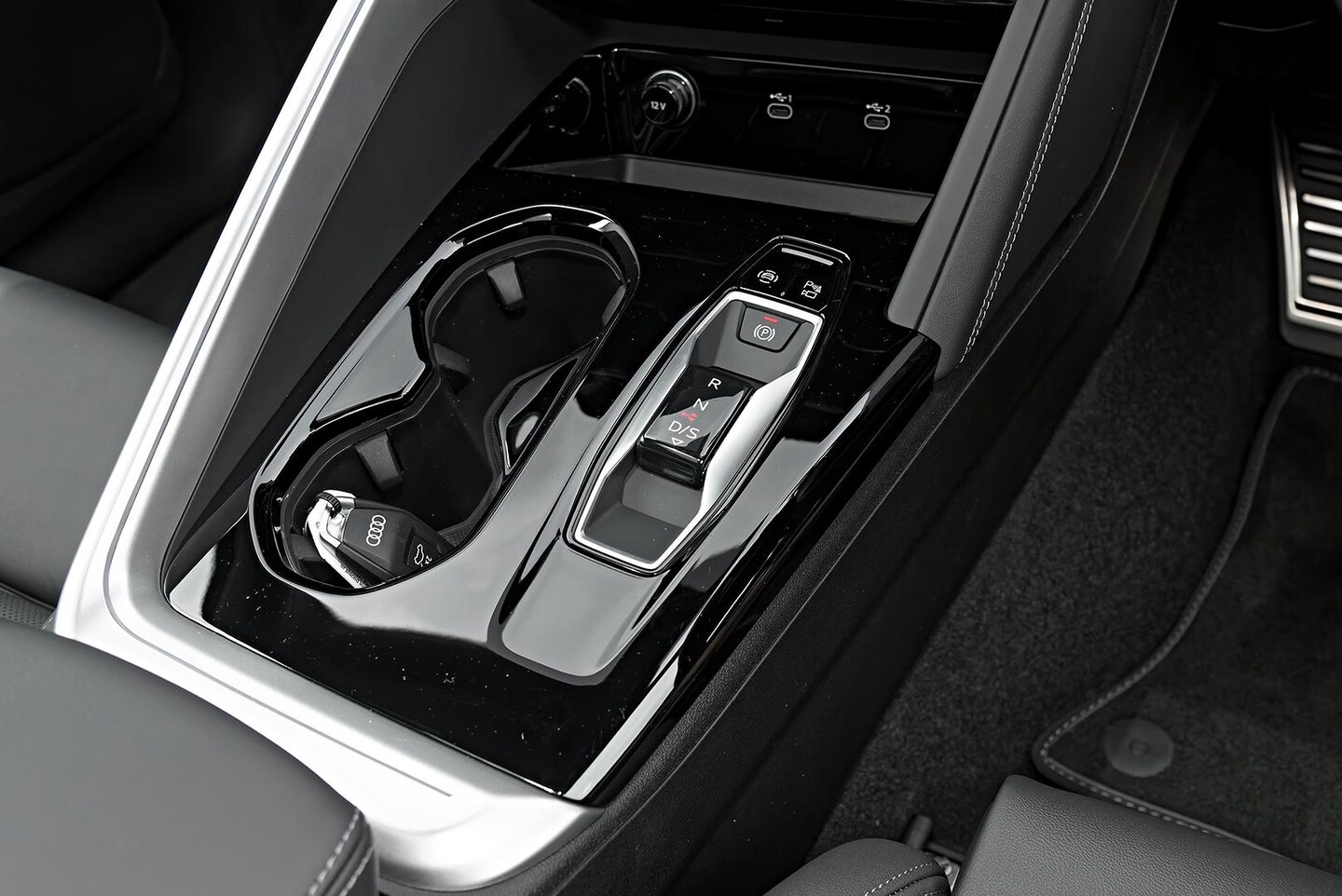 Image about Audi Q5 SUV TDI quattro 150 kW sport