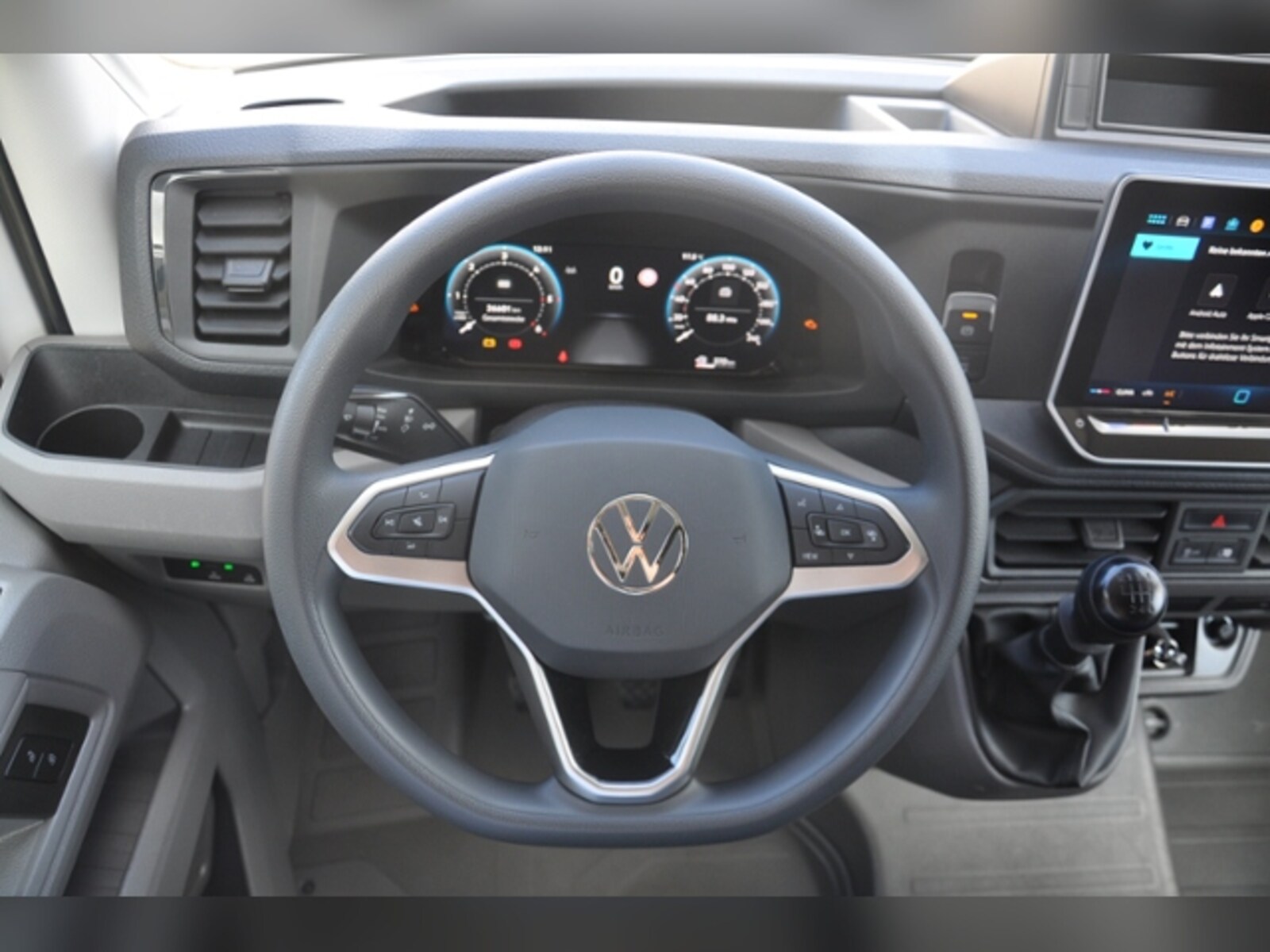 Volkswagen Crafter Kasten langer Radstand – Bild 15
