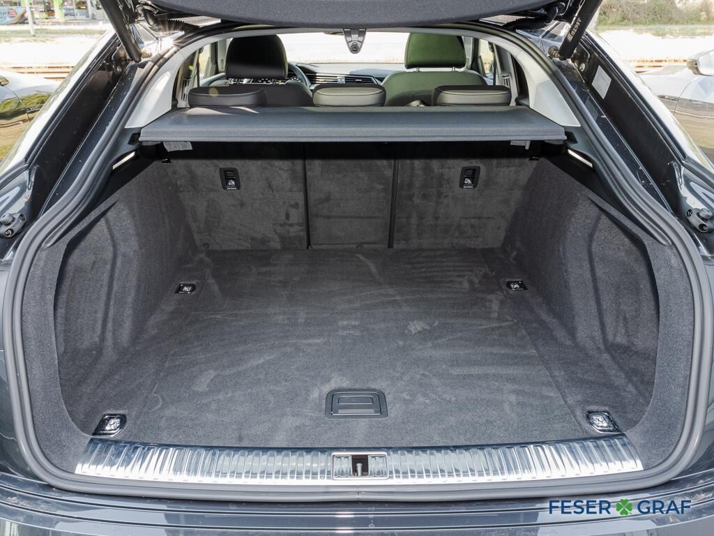 Image about Audi Q8 Sportback e-tron advanced 50 e-tron quattro