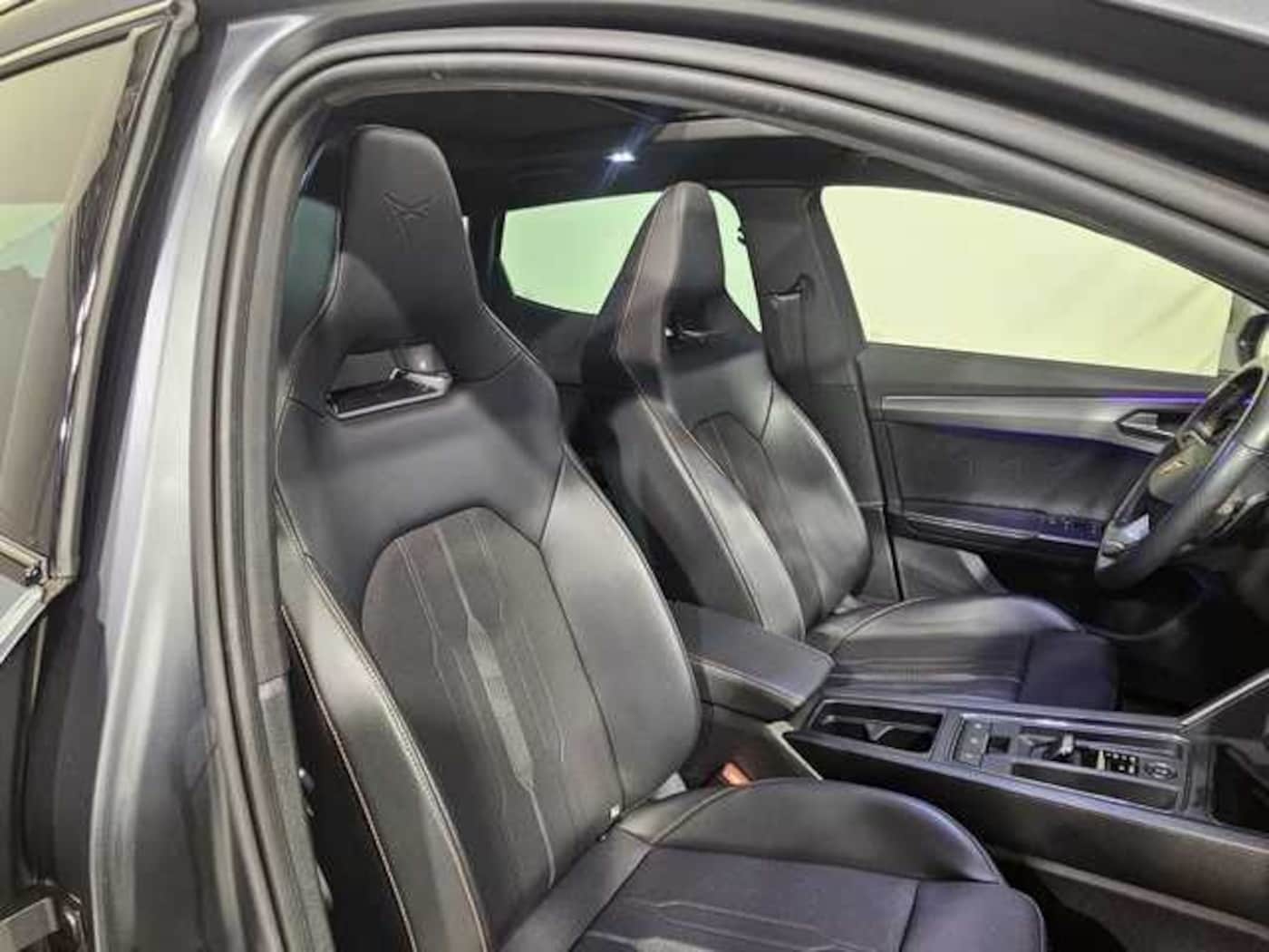CUPRA Formentor 1.4 e-Hybrid VZ DSG 180 kW (245 CV) — photo 21