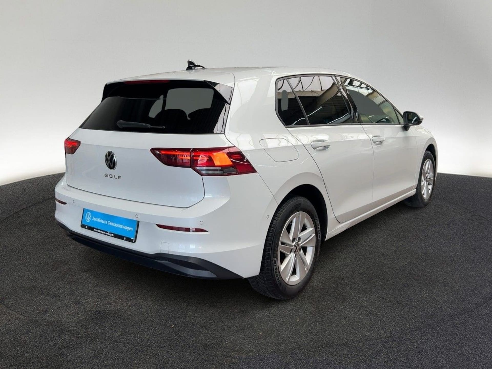 Volkswagen Golf Life