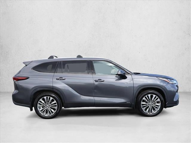 2024 Toyota Highlander Hybrid
