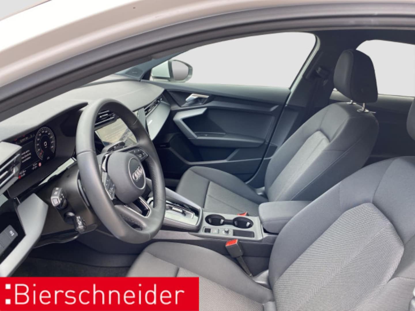 Bild über Audi A3 Sportback 30 TFSI S tronic - für weitere Informationen kontaktieren Sie den Audi Partner