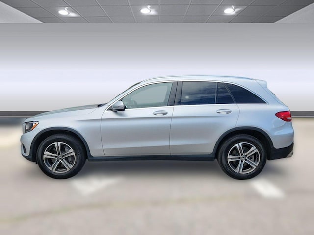 2017 Mercedes-Benz GLC 300