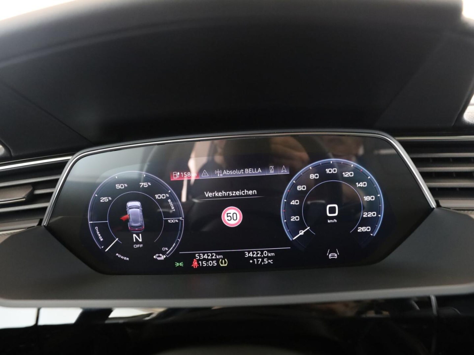 Audi Q8 e-tron S line