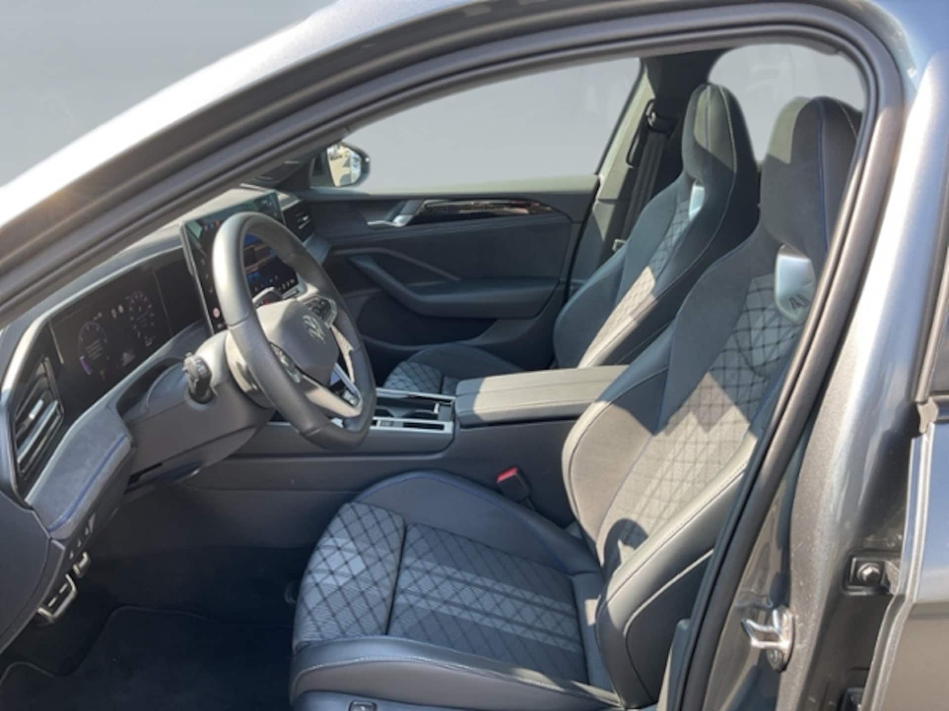 Volkswagen Passat R-Line