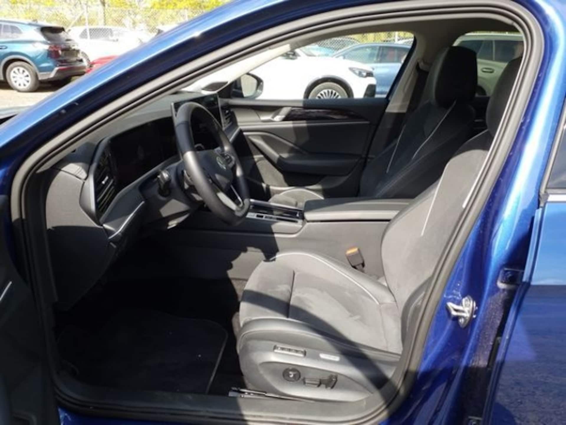 Volkswagen Passat Elegance